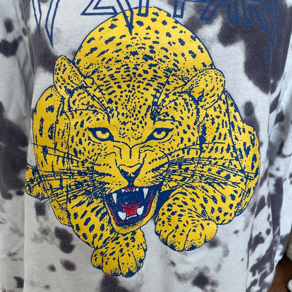 Def Leppard Tie Dye Graphic Crewneck Sweatshirt Size L - Picture 4 of 8